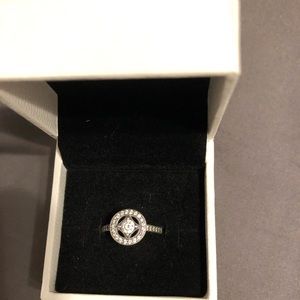 Pandora Ring